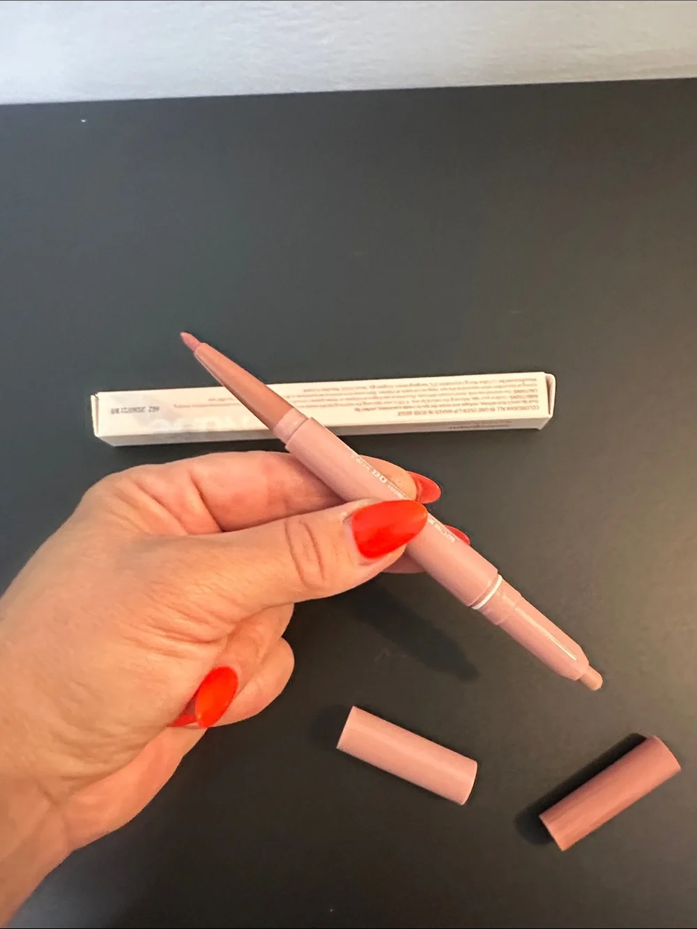 NWT Colorgram All-In-One Over-Lip Maker — 06 Rose Beige